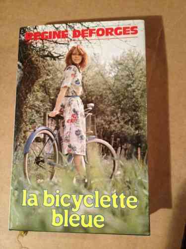 LIVRE Régine Desforges la bicyclette bleue 2000